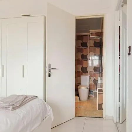 Bed & Breakfast Gare Matabiau Metro 35m2 Toulouse